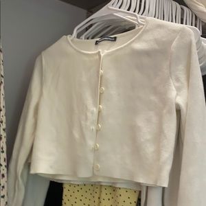 Brandy Melville white athelia top